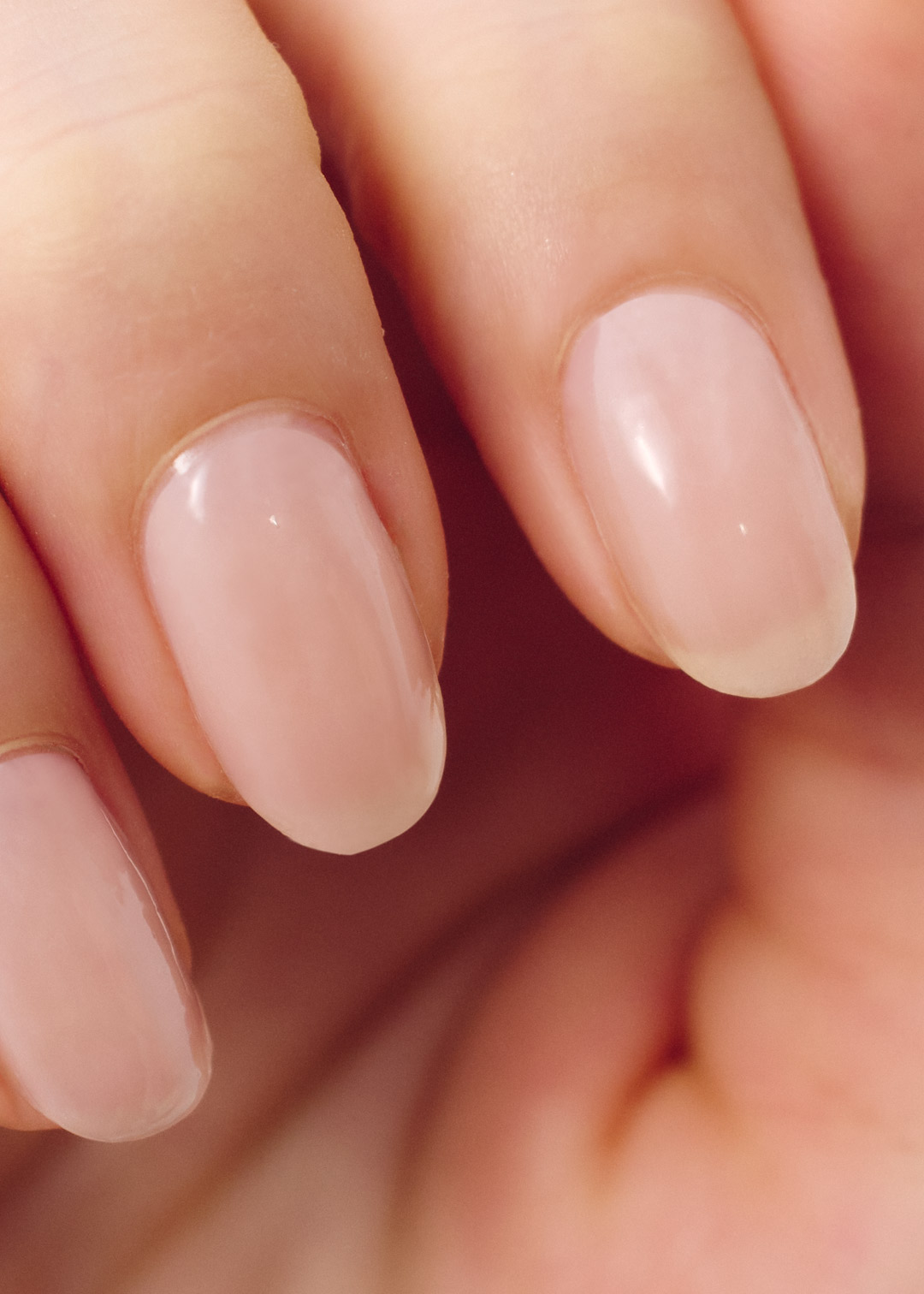 素の爪まで強く、美しく