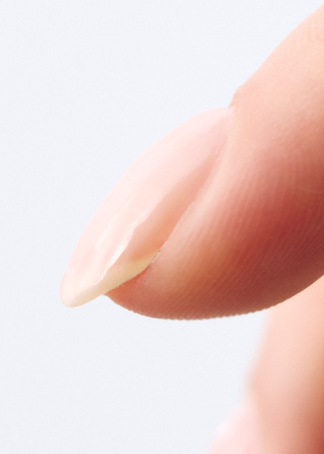 乾燥しやすい爪と甘皮